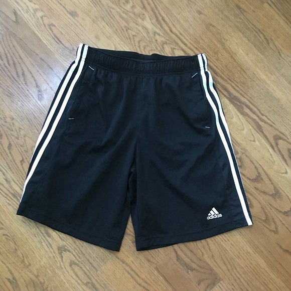 adidas medium shorts size